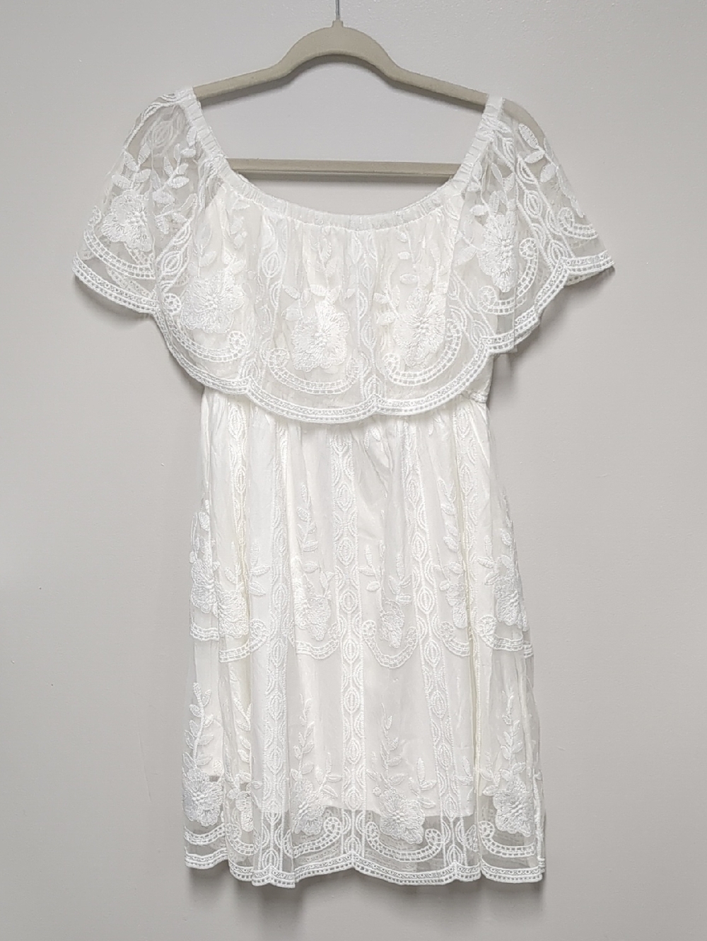 Source Unknown White Lace Off-Shoulder Mini Dress